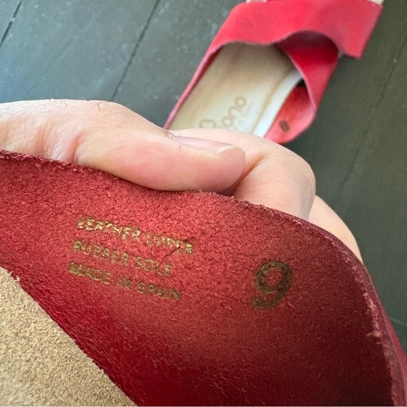 Yokono Red Leather Cork Wedges Crisscross Sandals Size 9 - Picture 13 of 13